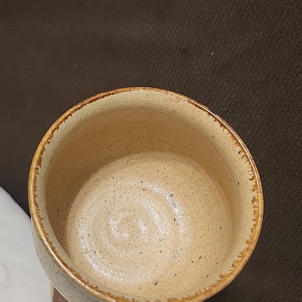 Elegant Ceramic Goblet in Beige and Gray 9 1/4 X 3 3/4" - Picture 5 of 8